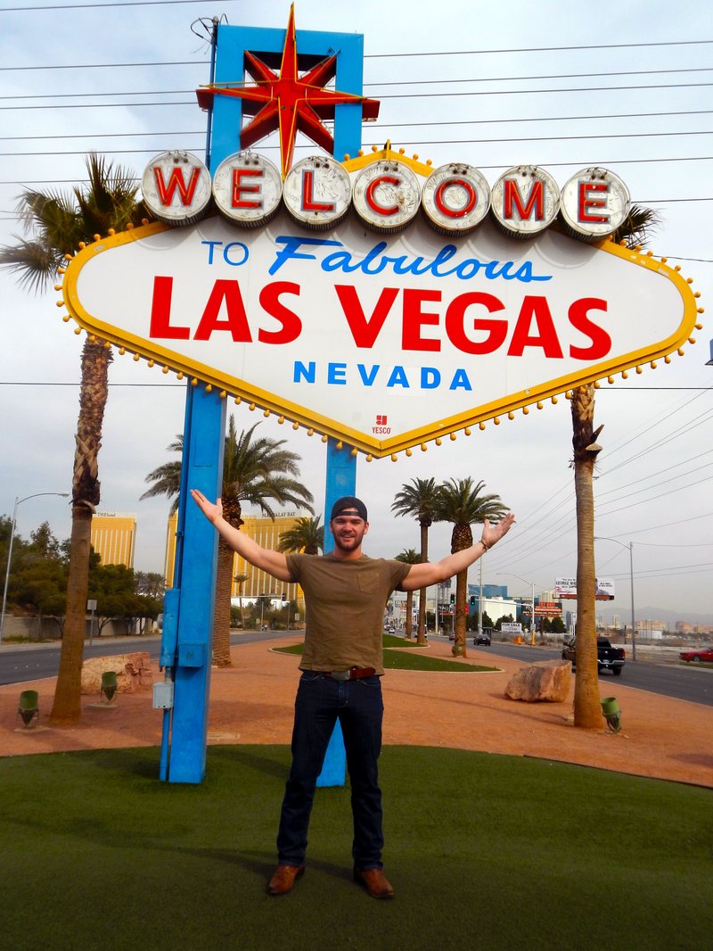 Vegas hero casino - From Slot Spins to Real‑Money Wins: Why the Name Vegashero Resonates